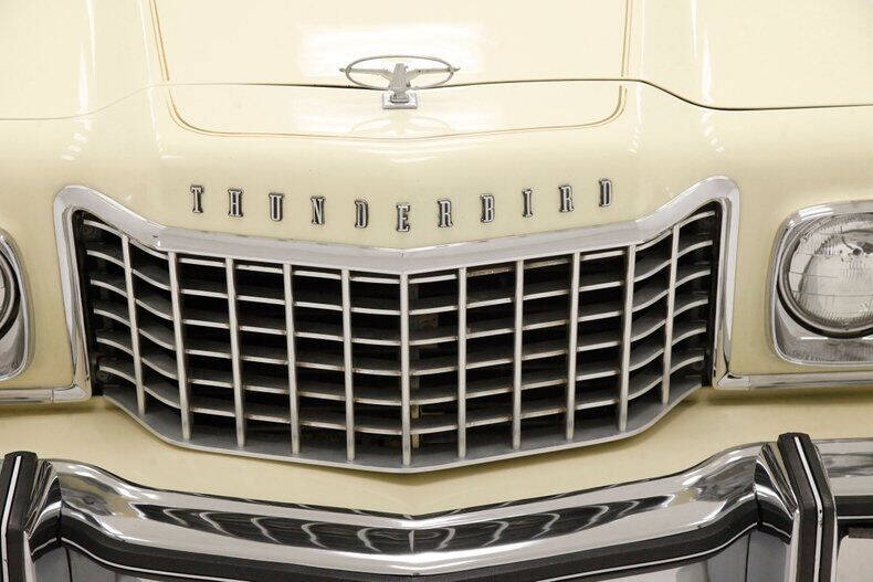 1976 Ford Thunderbird