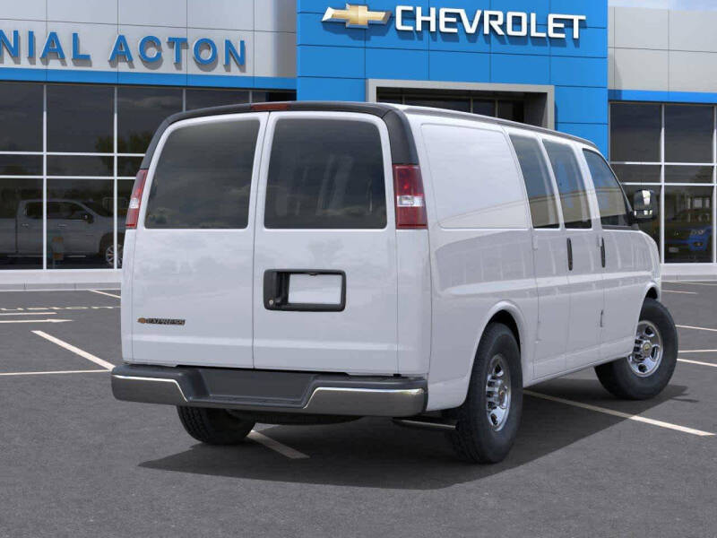 2026 Chevrolet Express 2500