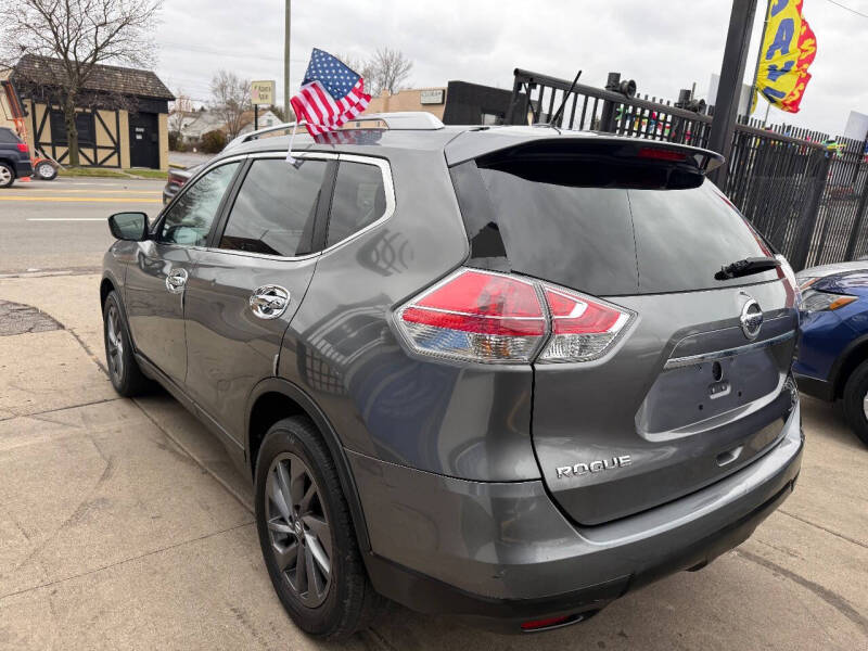 2016 Nissan Rogue SV