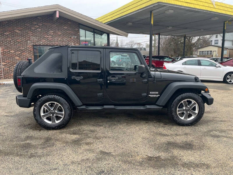 2012 Jeep Wrangler Unlimited Sport photo 6