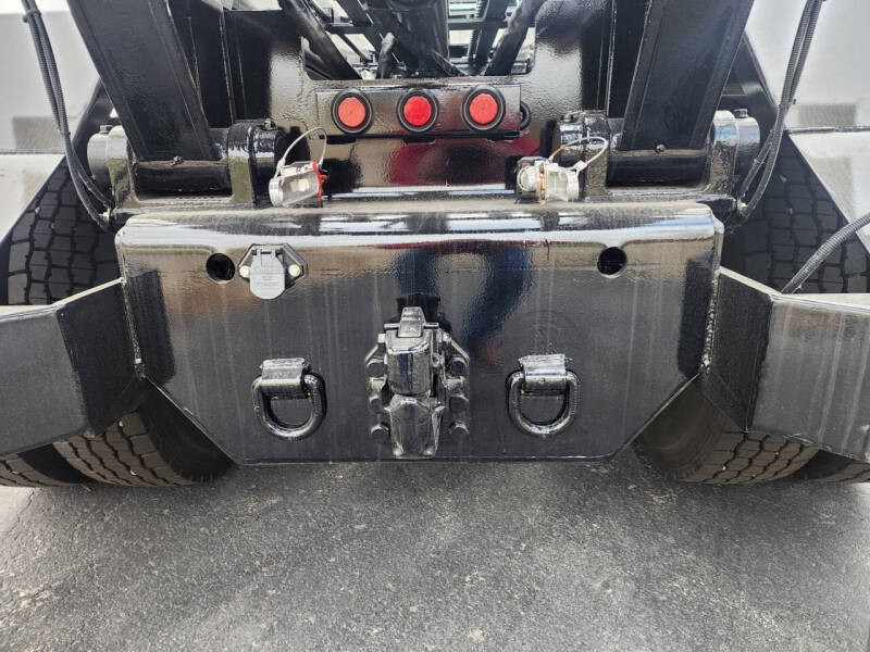 2026 Freightliner 114 SD