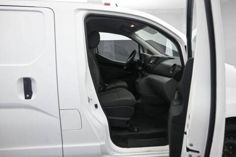 2017 Nissan NV200 SV