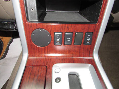 2010 Nissan Pathfinder LE