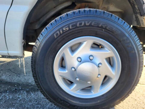 2011 Ford E-Series E-350 SD XL