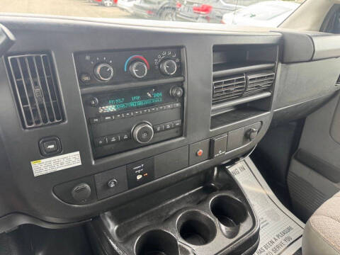 2017 Chevrolet Express 3500