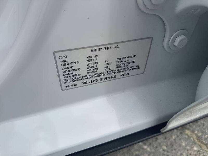 2023 Tesla Model Y Long Range