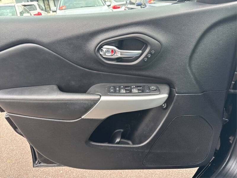 2018 Jeep Cherokee Overland