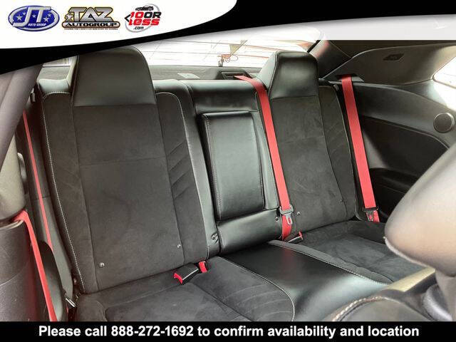 2015 Dodge Challenger SRT 392