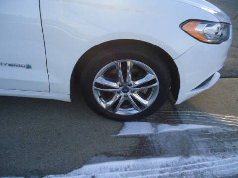 2018 Ford Fusion Hybrid SE