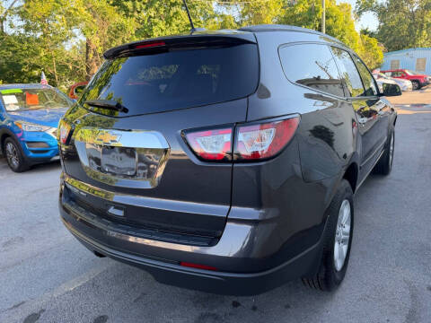 2017 Chevrolet Traverse LS