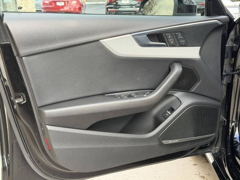 2017 Audi A4 2.0T quattro Premium Plus