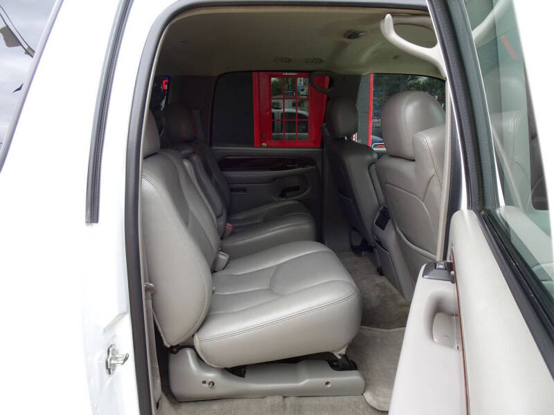 2005 GMC Yukon XL 1500 SLT