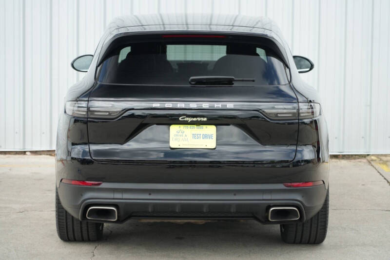 2022 Porsche Cayenne E-Hybrid