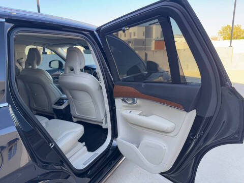 2018 Volvo XC90 T6 Inscription