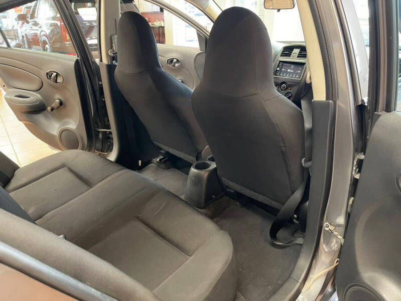 2016 Nissan Versa 1.6 S Plus