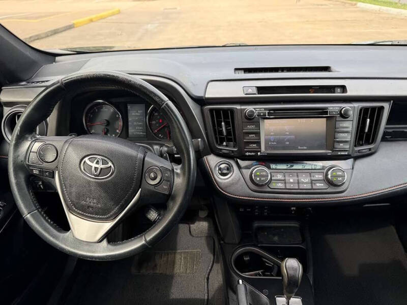 2016 Toyota RAV4 SE