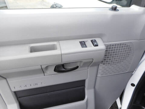 2012 Ford E-Series E-350 SD