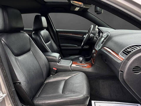 2014 Chrysler 300