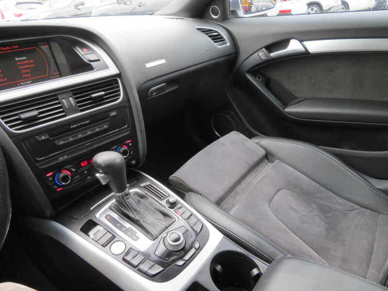 2009 Audi A5 quattro