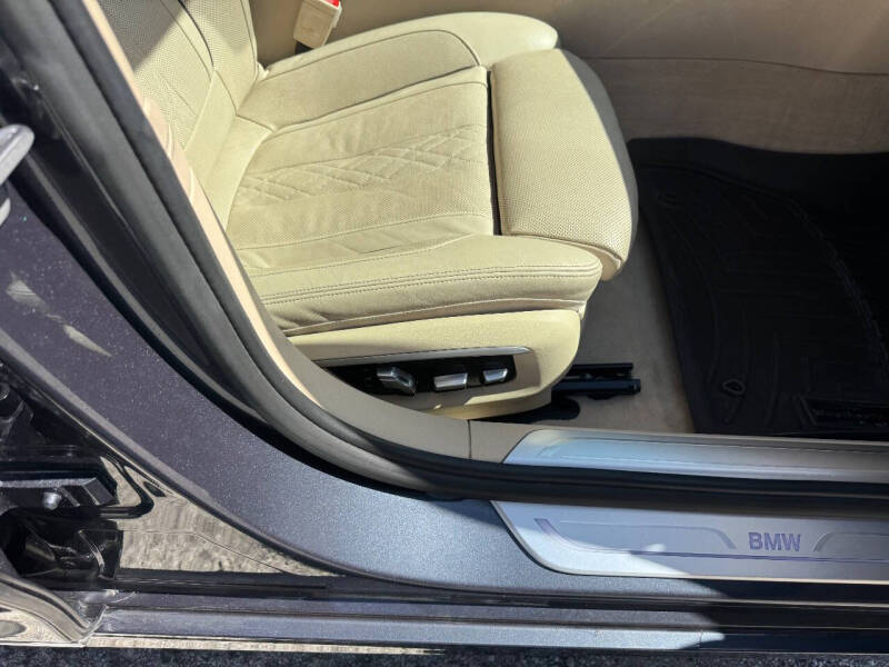 2016 BMW 7 Series 750i