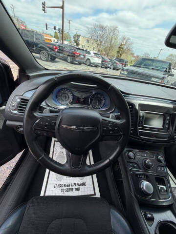 2015 Chrysler 200 S
