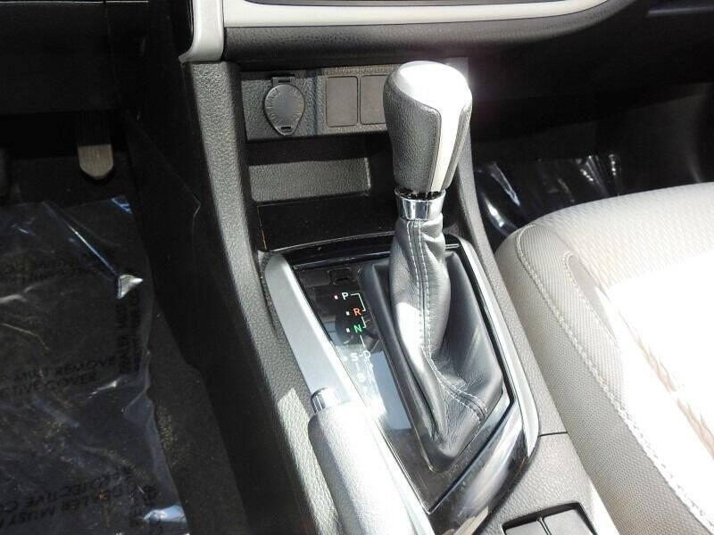 2018 Toyota Corolla  - $15,900