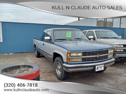 1992 Chevrolet C/K 2500 Series for sale at Kull N Claude Auto Sales in Saint Cloud MN