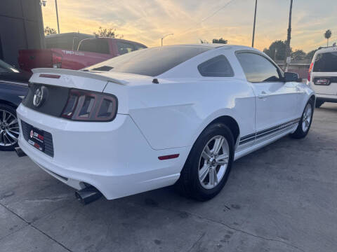 2014 Ford Mustang V6 Premium