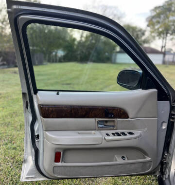 2009 Mercury Grand Marquis LS