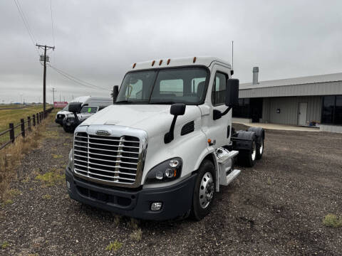 2020 Freightliner Cascadia for sale at BIG Canyon Sales in Canyon TX
