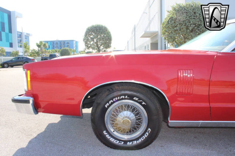 1977 Ford Thunderbird