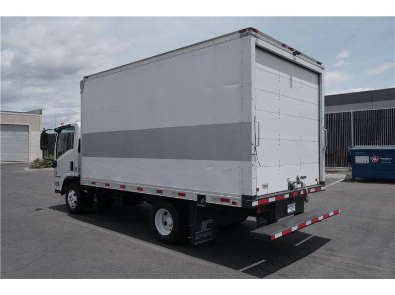 2014 Isuzu NPR/NPR-HD