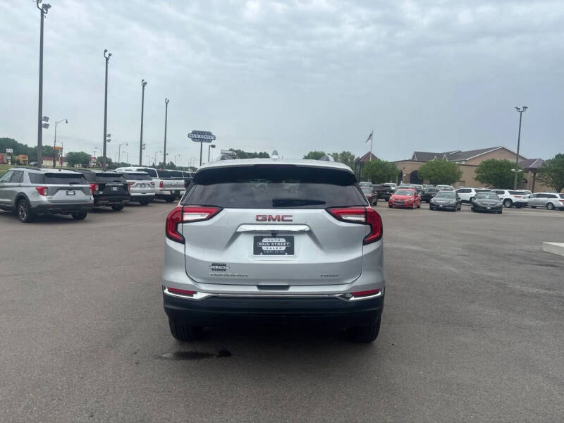 2022 GMC Terrain SLT