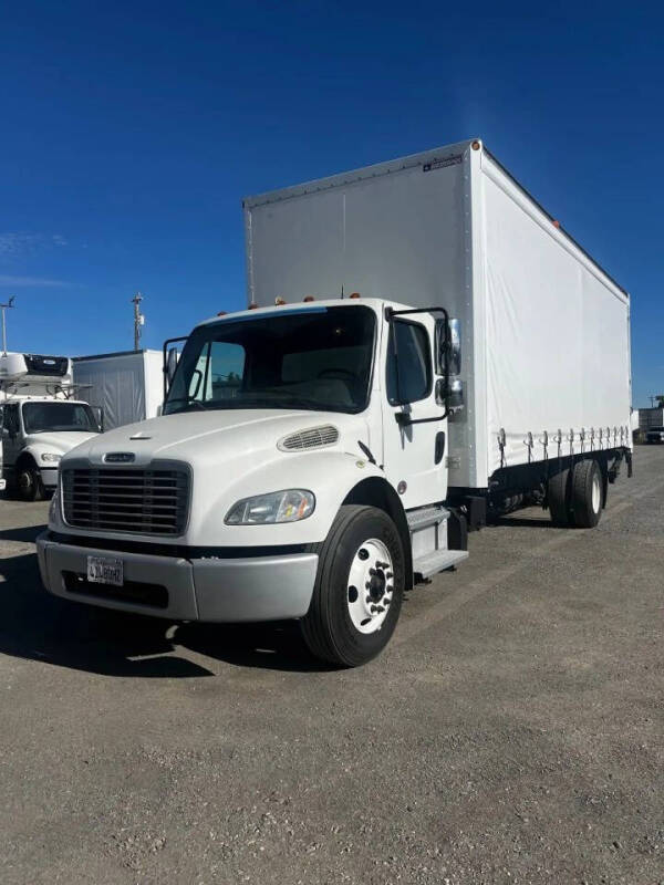 2018 Freightliner M2 106