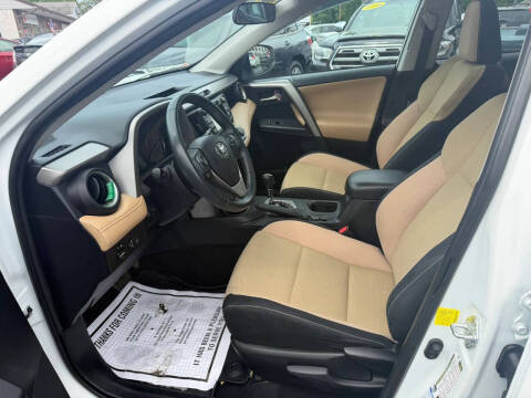 2017 Toyota RAV4 XLE