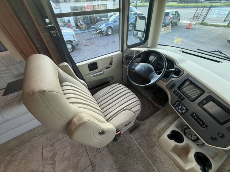 2014 Tiffin Allegro