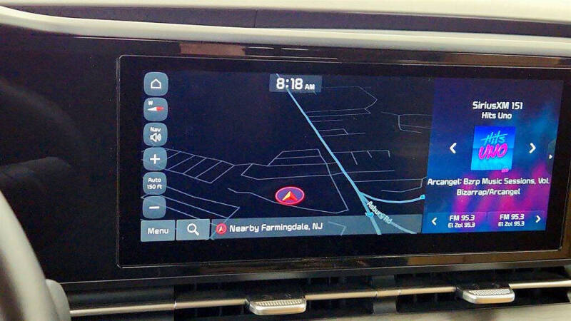2024 Kia Carnival EX