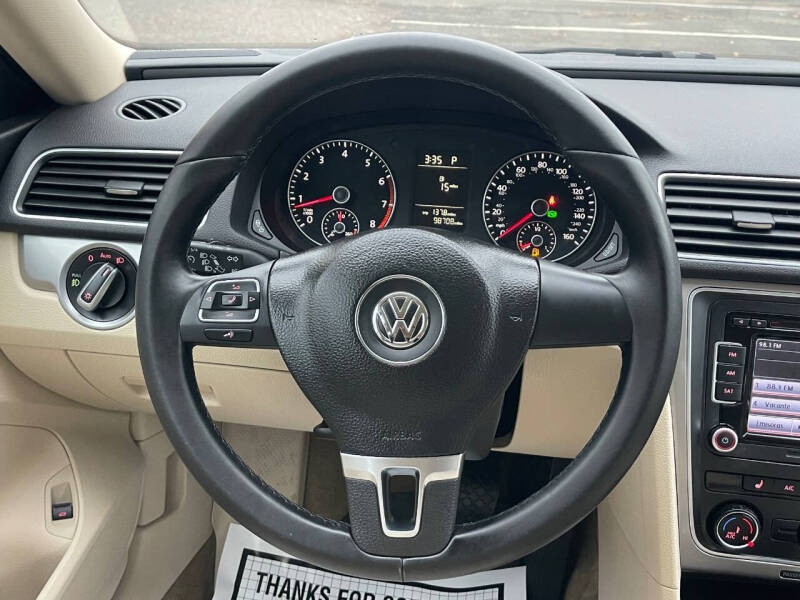 2015 Volkswagen Passat 1.8T S