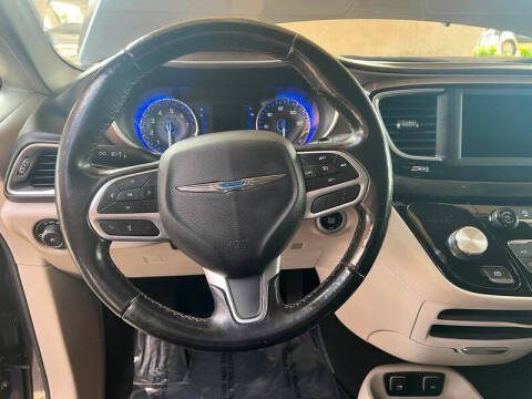 2019 Chrysler Pacifica Touring L