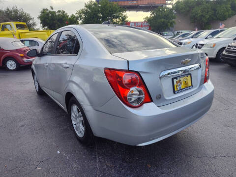 2016 Chevrolet Sonic LT Auto