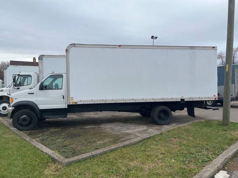 2002 Ford E-Series for sale at Connect Truck and Van Center in Indianapolis IN