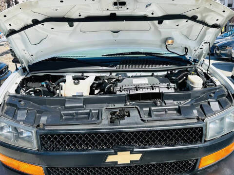 2019 Chevrolet Express 2500