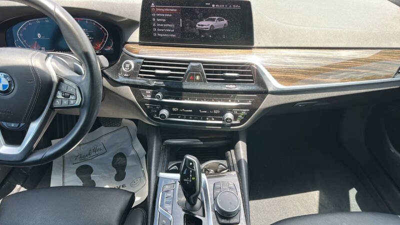 2020 BMW 5 Series 540i