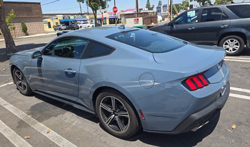 2024 Ford Mustang EcoBoost