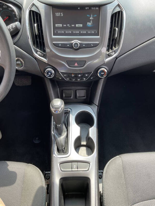 2018 Chevrolet Cruze LT Auto