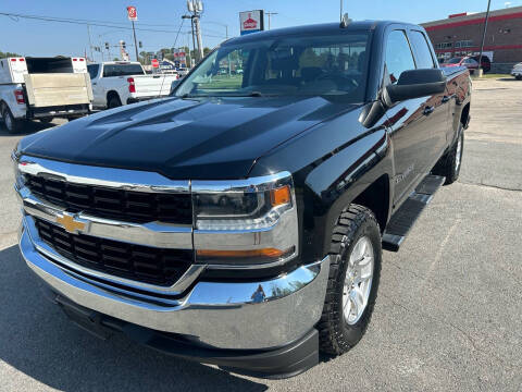 2018 Chevrolet Silverado 1500 for sale at BRYANT AUTO SALES in Bryant AR