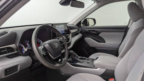 2021 Toyota Highlander L