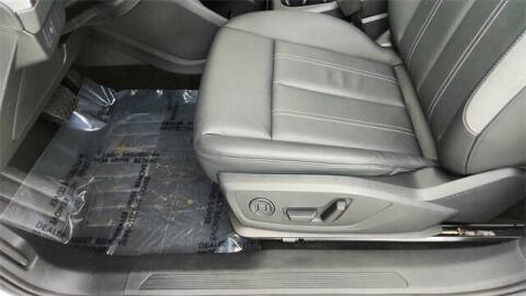 2025 Audi Q4 e-tron Premium Plus 45