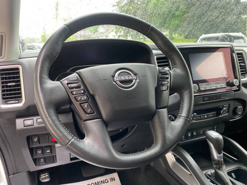 2023 Nissan Frontier SV