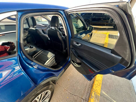 2022 Ford Escape SEL